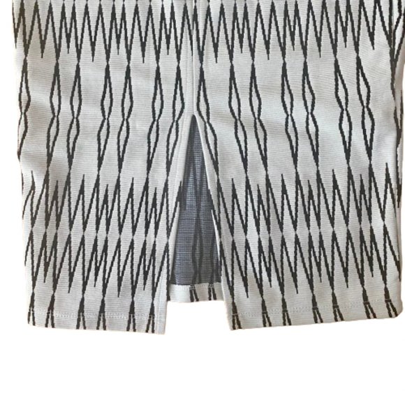 Zara Knit Skirt - Size Medium - Picture 3 of 4